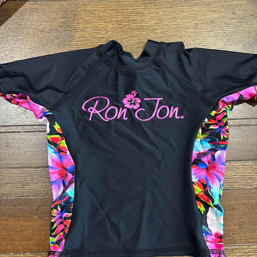 Ron Jon rash guard